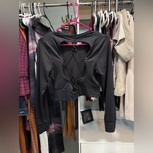 BUNDLE GYMSHARK 2 long sleeve crop tops open back black beige Med